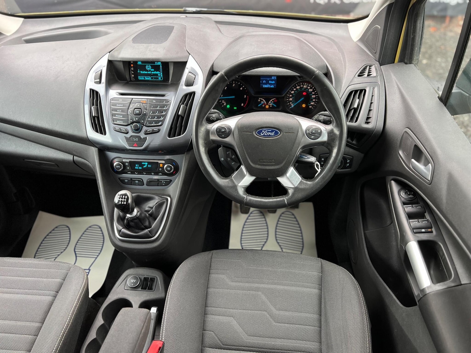 Used Ford Grand Tourneo Connect 2015 for sale - 77455336: Photo 17