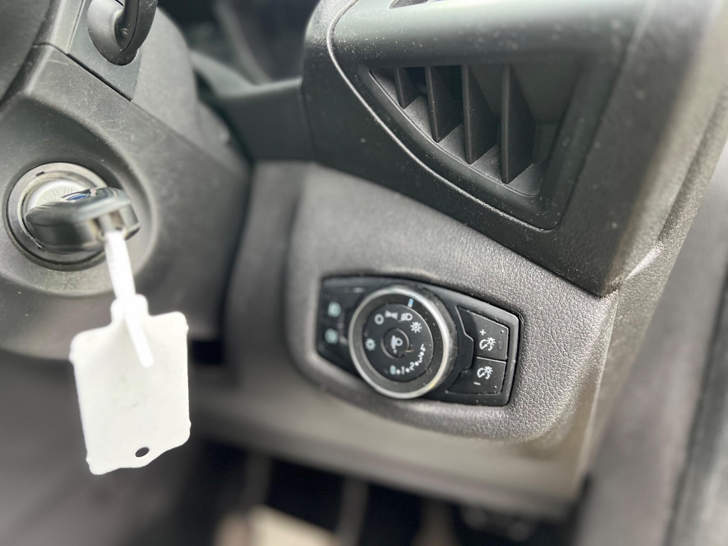 Used Ford Grand Tourneo Connect 2015 for sale - 77455336: Photo 28