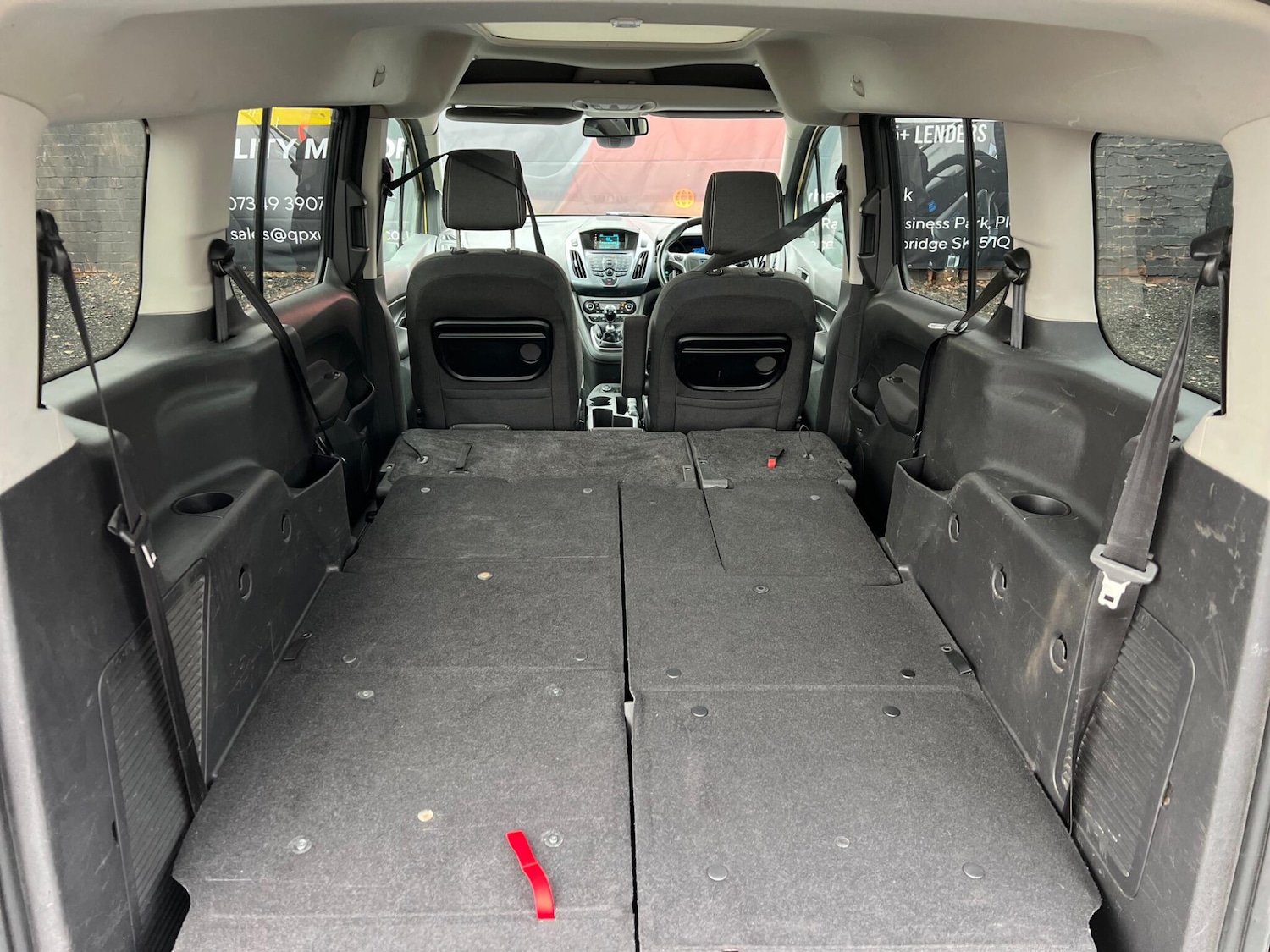 Used Ford Grand Tourneo Connect 2015 for sale - 77455336: Photo 36