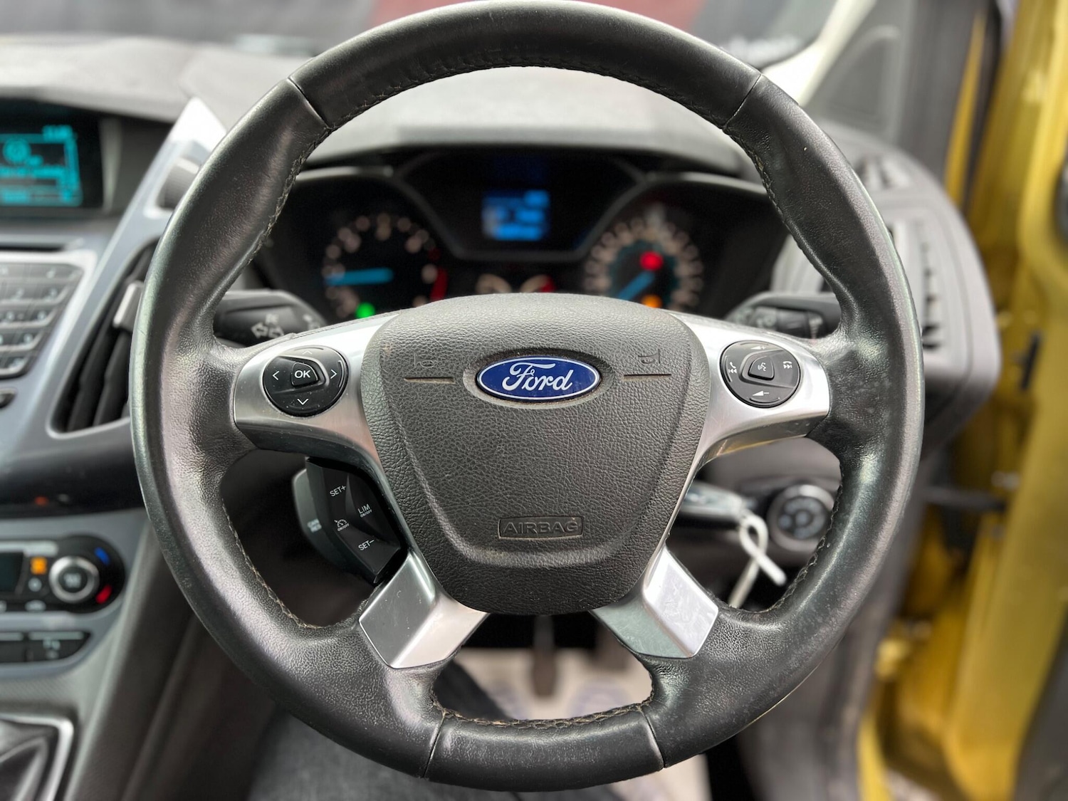 Used Ford Grand Tourneo Connect 2015 for sale - 77455336: Photo 38