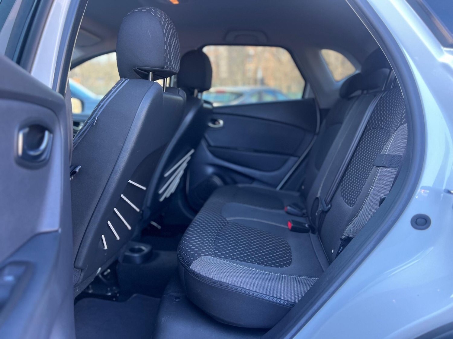 Used Renault Captur 2017 for sale - 77387264: Photo 11