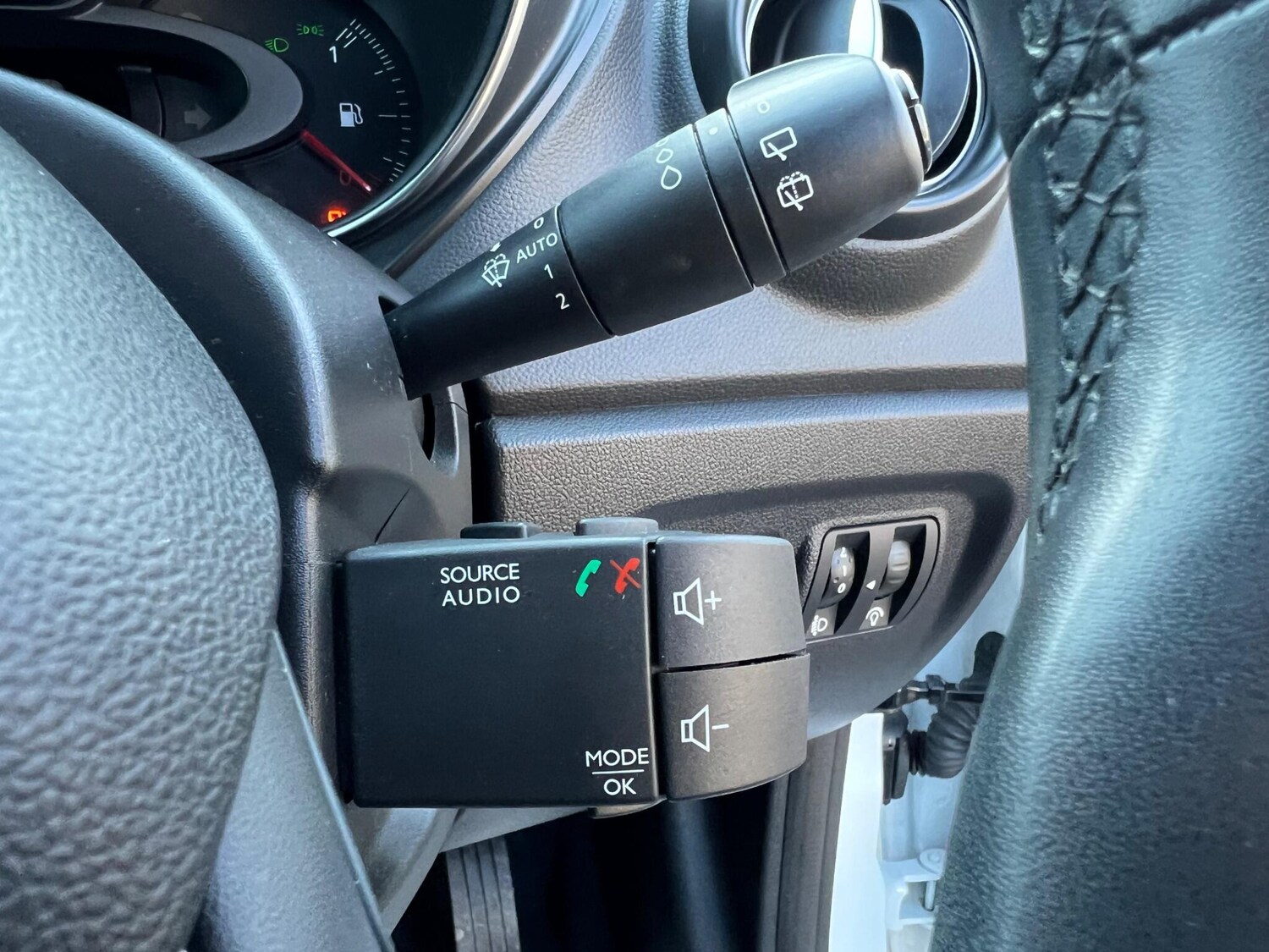 Used Renault Captur 2017 for sale - 77387264: Photo 14