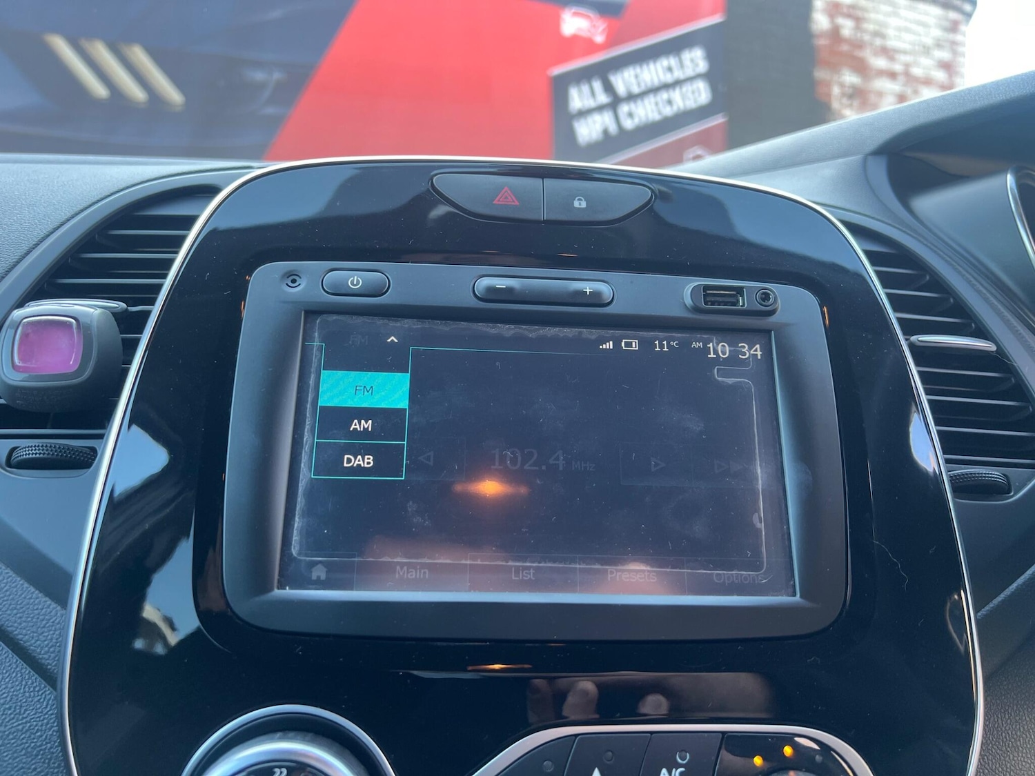 Used Renault Captur 2017 for sale - 77387264: Photo 43