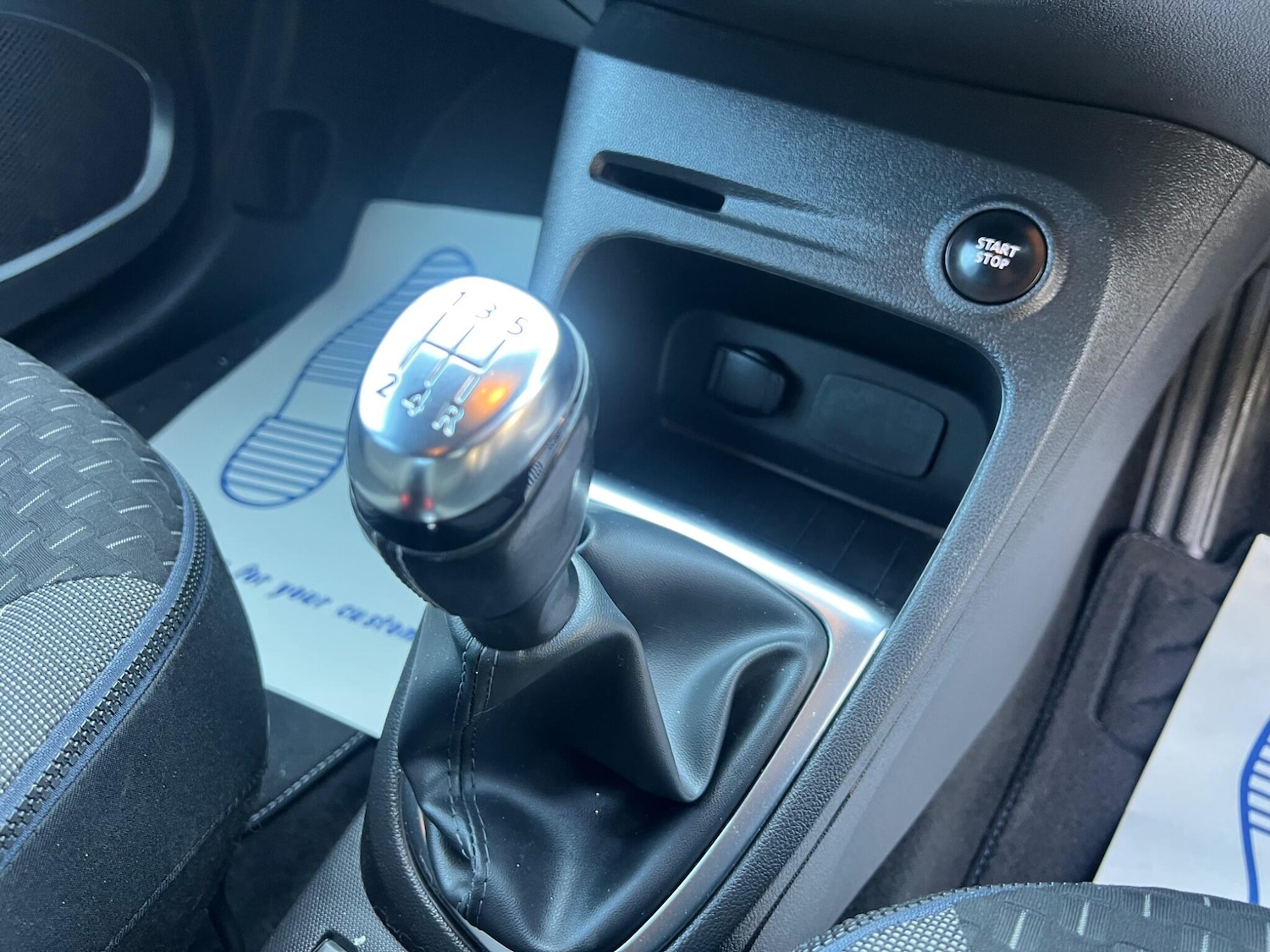 Used Renault Captur 2017 for sale - 77387264: Photo 8