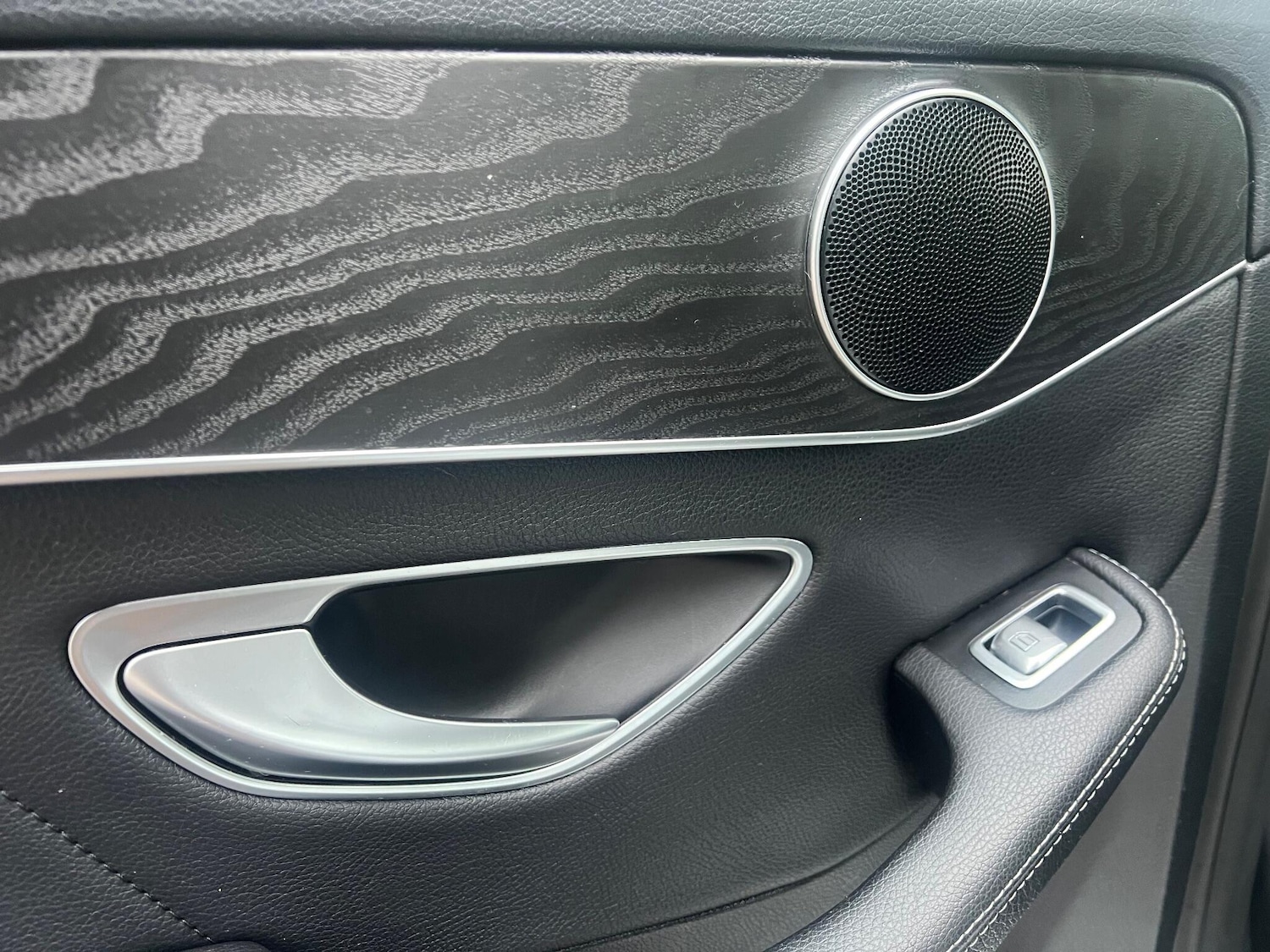 Used Mercedes-Benz C Class 2017 for sale - 77144648: Photo 24