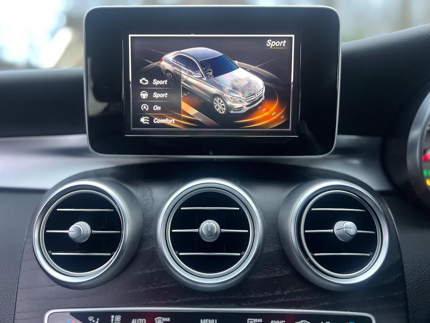 Used Mercedes-Benz C Class 2017 for sale - 77144648: Photo 28