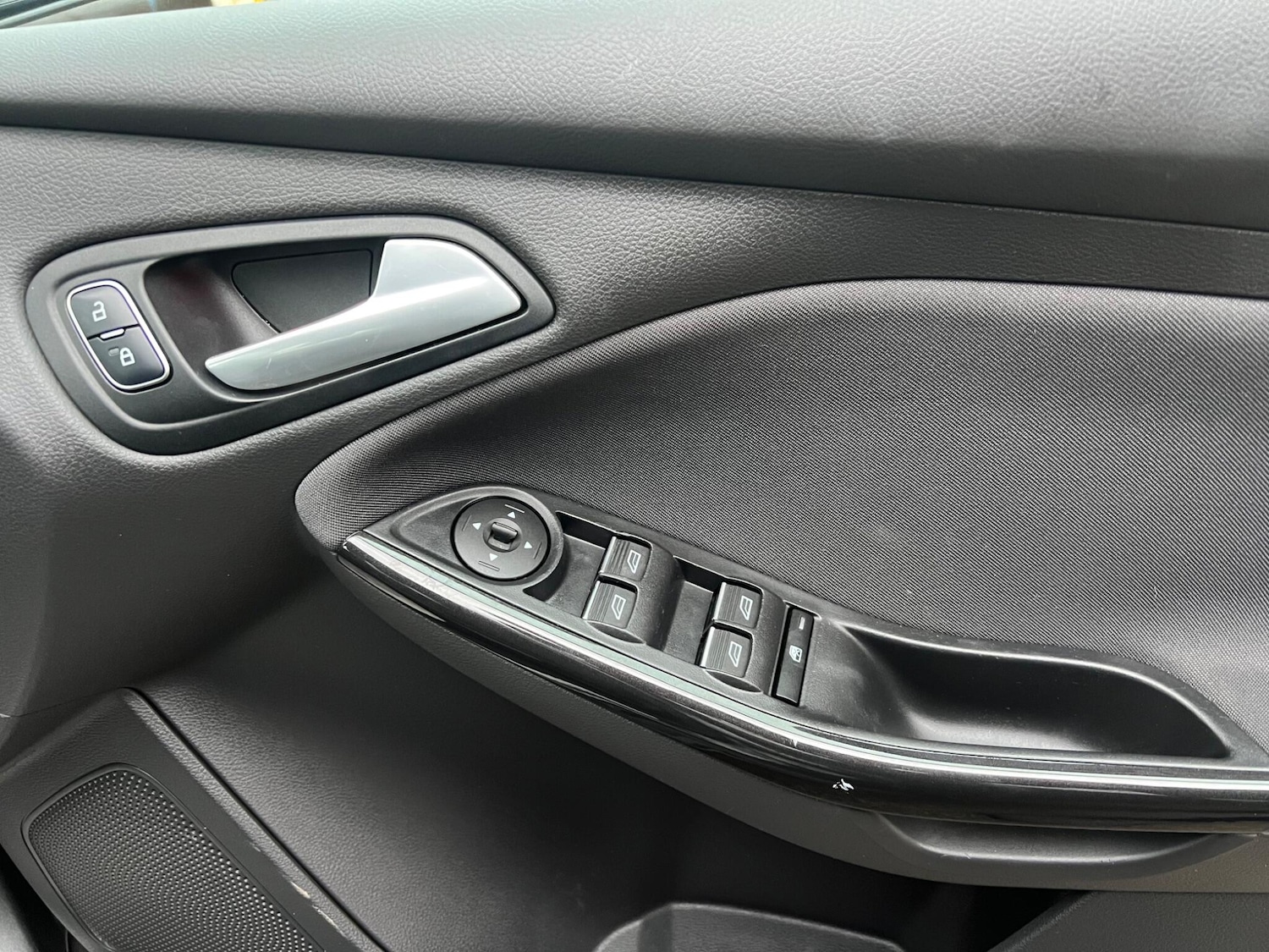 Used Ford Focus 2017 for sale - 76499020: Photo 11