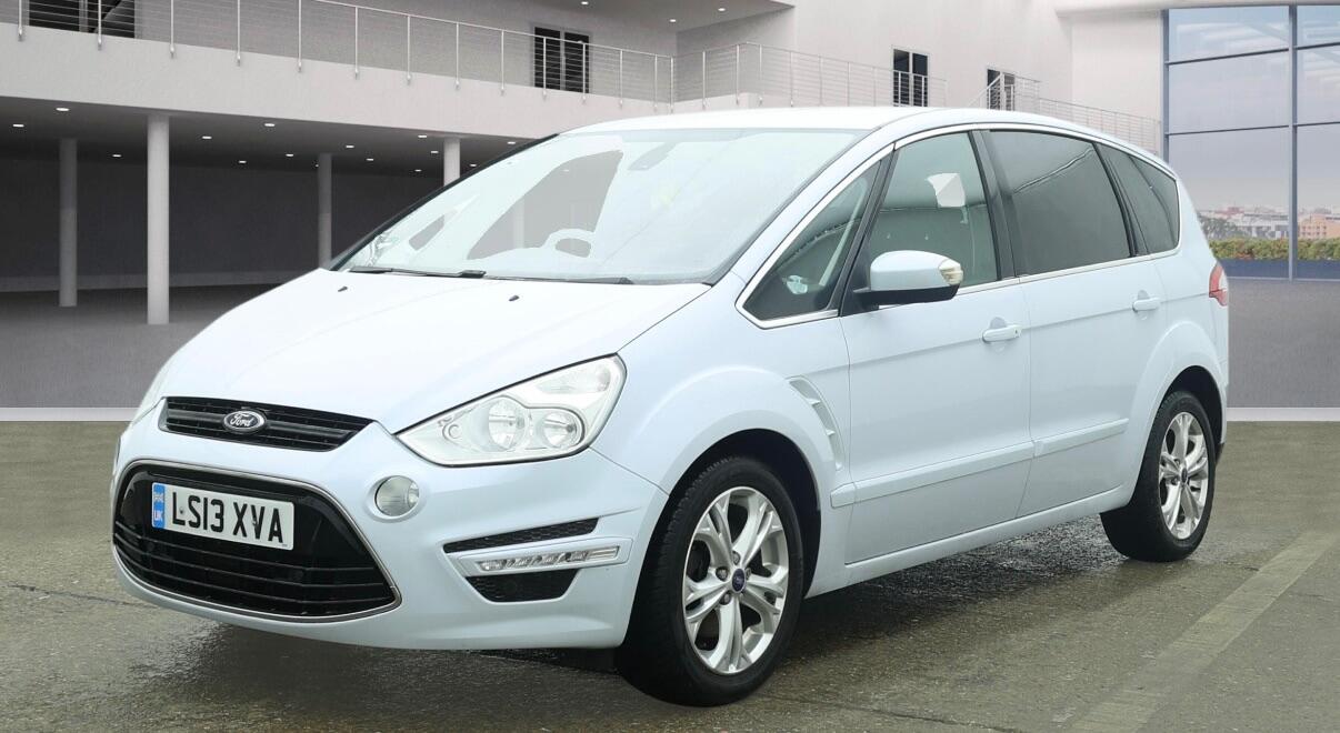 Used Ford S-Max 2013 for sale - 77468361: Photo 2