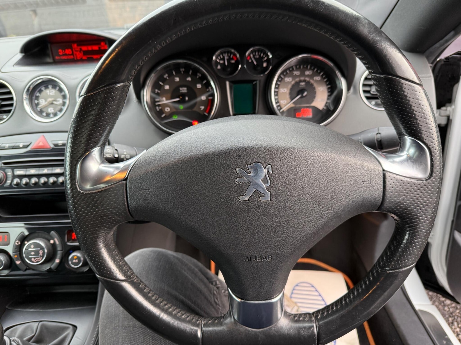 Used Peugeot RCZ 2010 for sale - 77454649: Photo 26