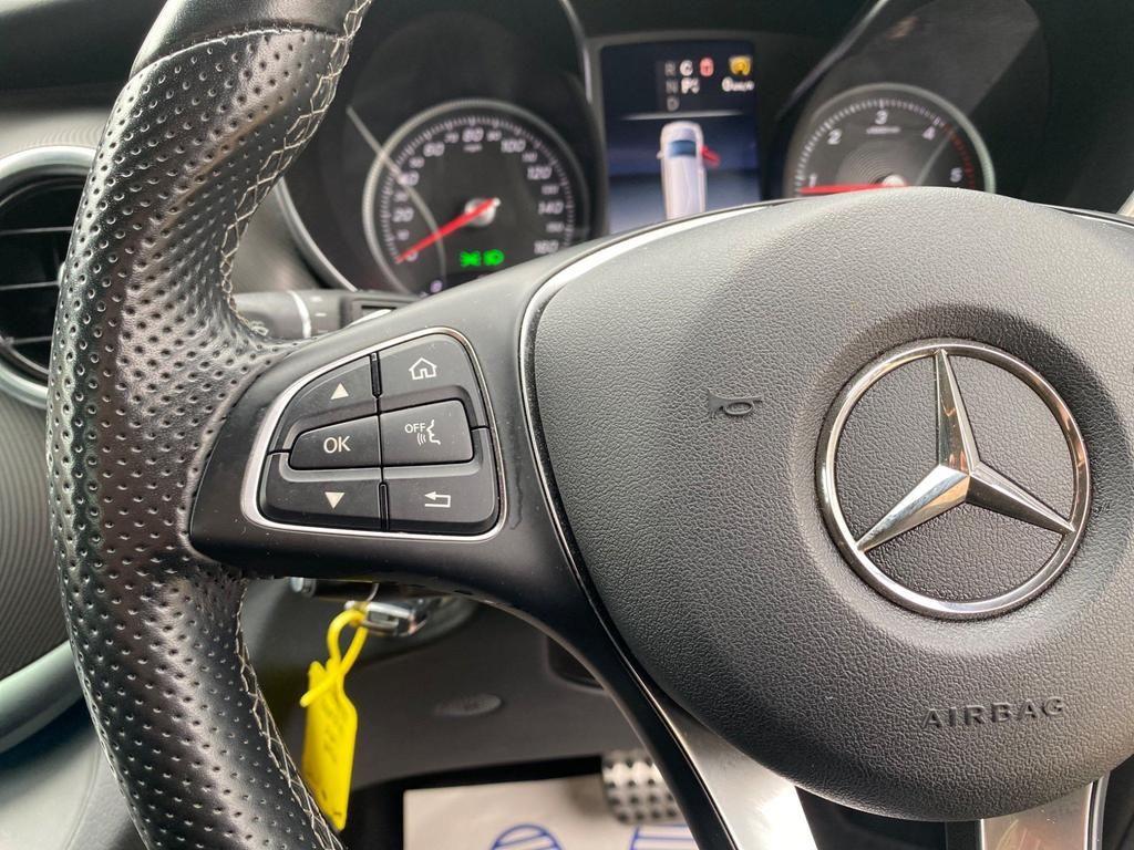 Used Mercedes-Benz V-Class 2019 for sale - 78073297: Photo 17