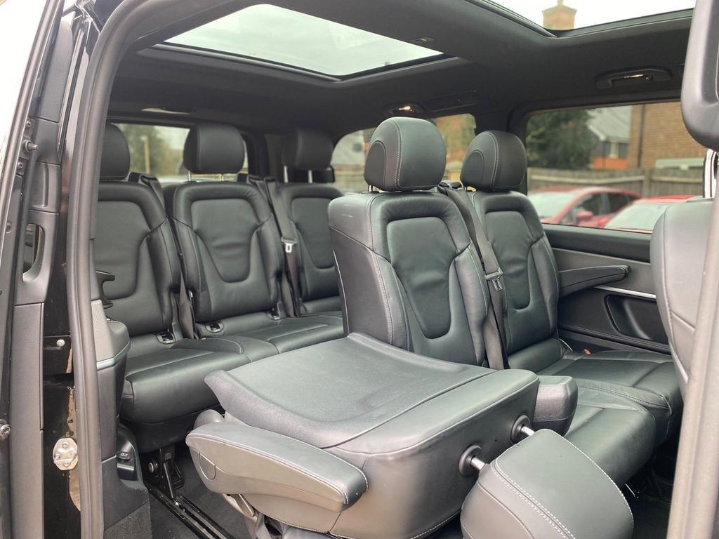 Used Mercedes-Benz V-Class 2019 for sale - 78073297: Photo 4