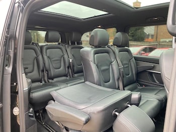 Used Mercedes-Benz V-Class 2019 for sale - 78073297: Photo