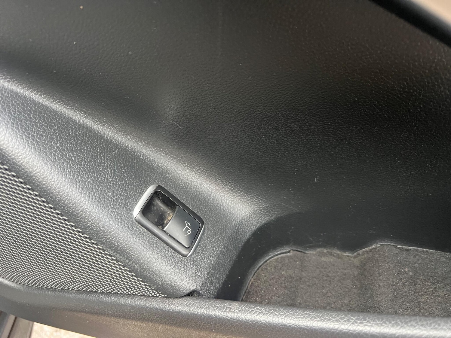 Used Mercedes-Benz GLA 2016 for sale - 76513164: Photo 27