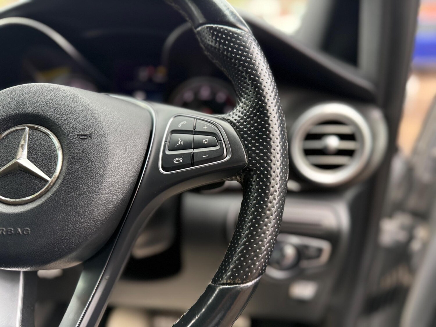 Used Mercedes-Benz V-Class for sale - 77695514: Photo 34