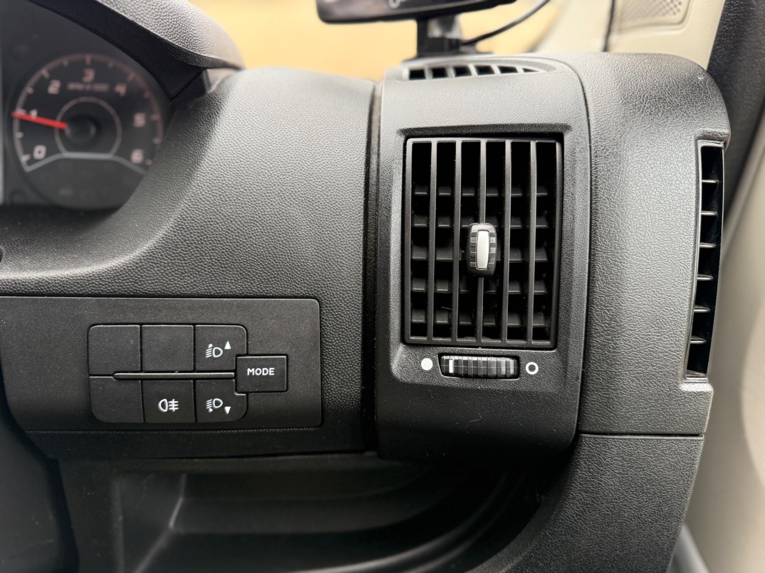 Used Citroen Relay 2016 for sale - 76825255: Photo 24