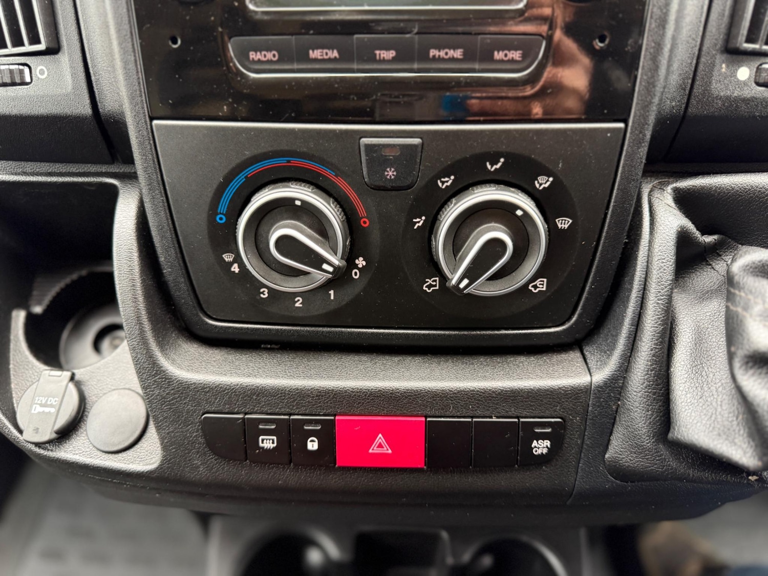 Used Citroen Relay 2016 for sale - 76825255: Photo 38