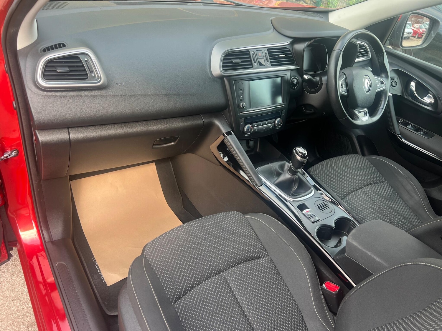 Used Renault Kadjar 2015 for sale - 76988722: Photo 41