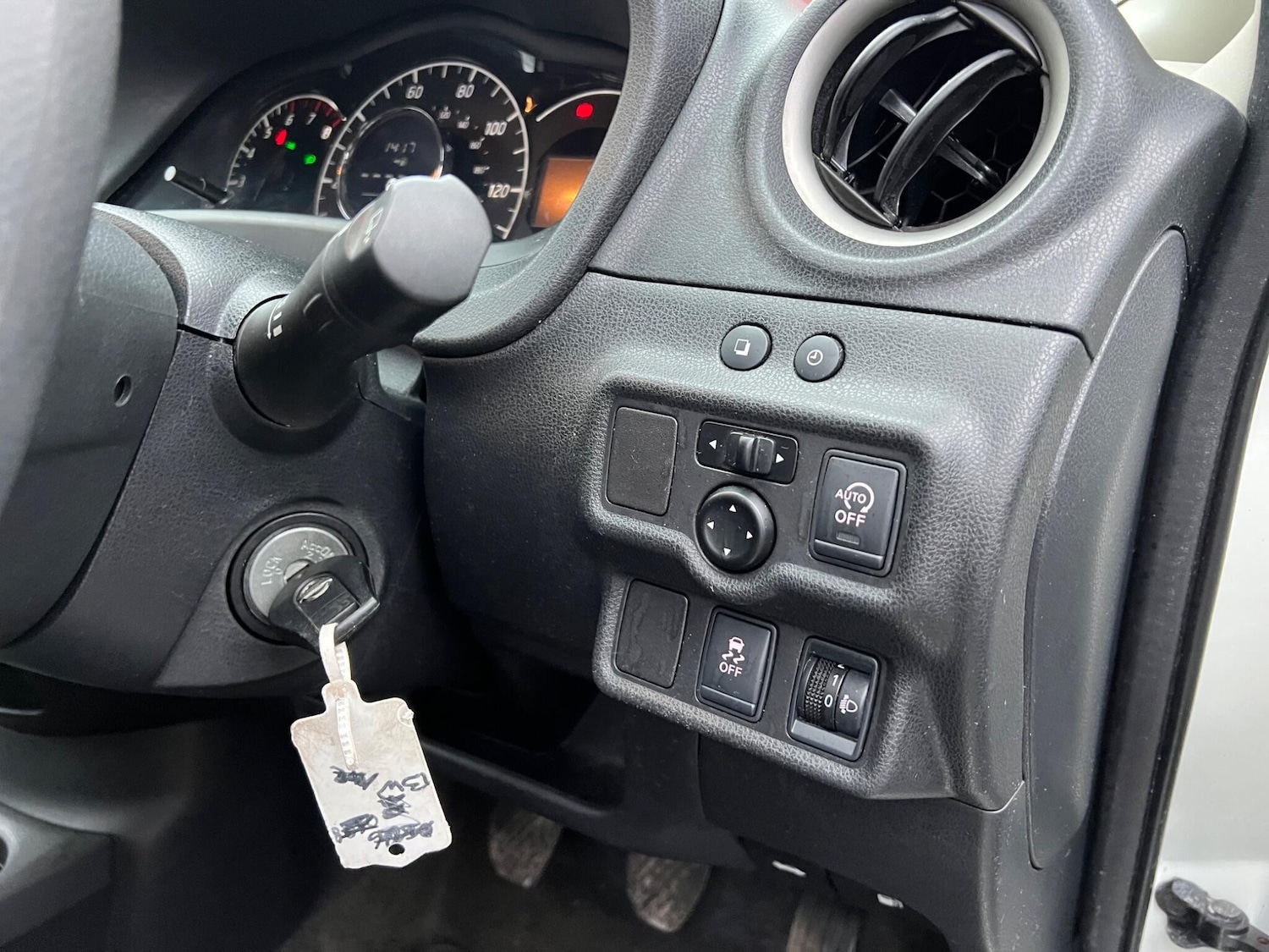 Used Nissan Note 2013 for sale - 77376445: Photo 19