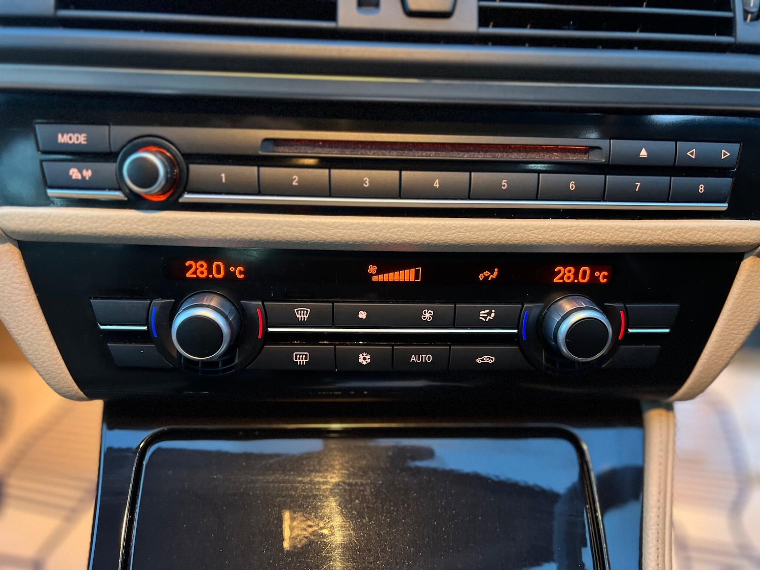 Used BMW 5 Series 2010 for sale - 77305981: Photo 25