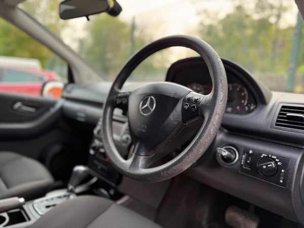 Used Mercedes-Benz A-Class 2009 for sale - 75239025: Photo 10