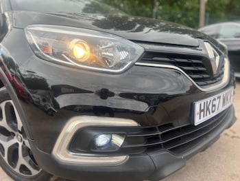 Used Renault Captur 2018 for sale - 76991328: Photo