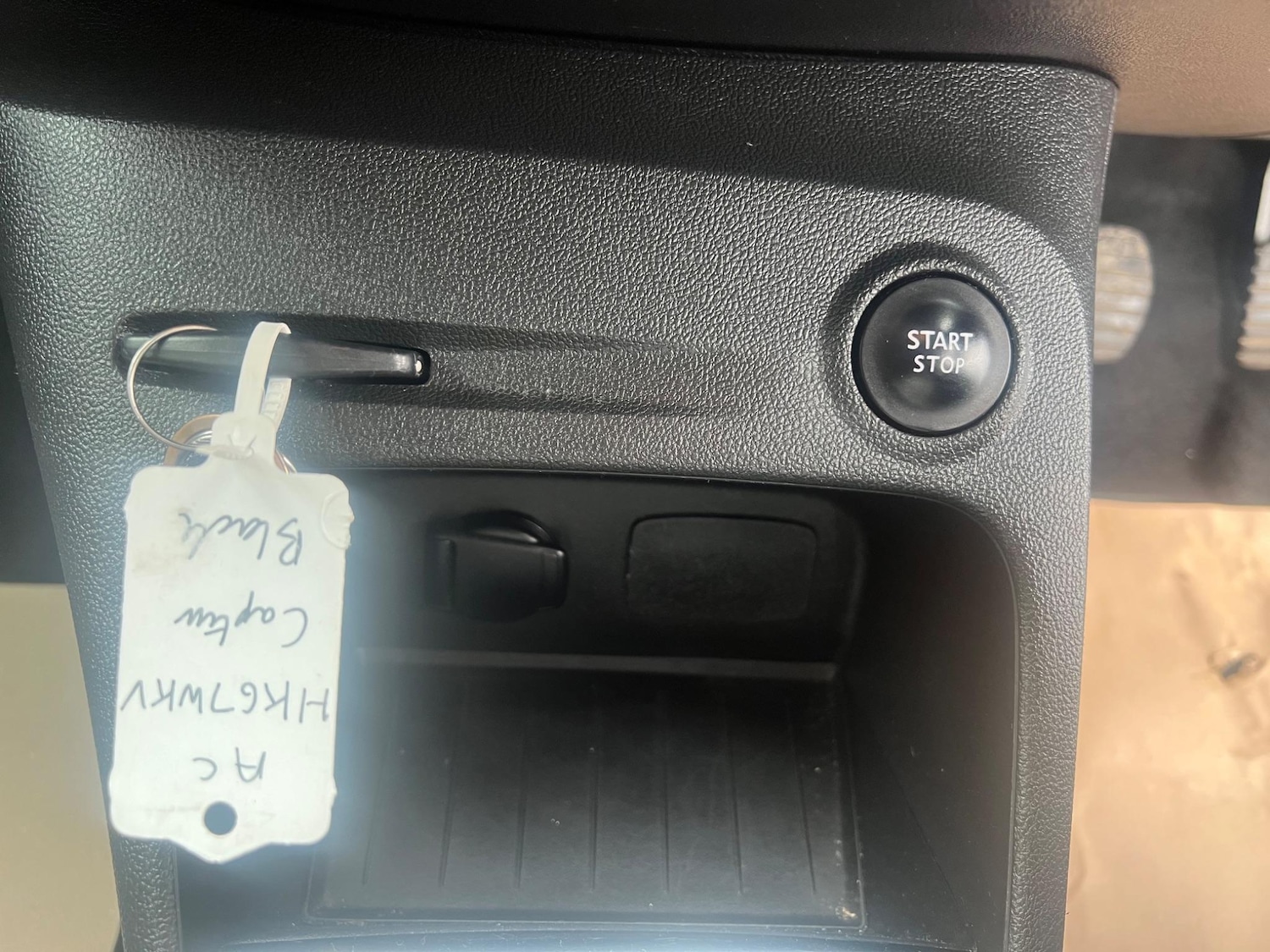 Used Renault Captur 2018 for sale - 76991328: Photo 32