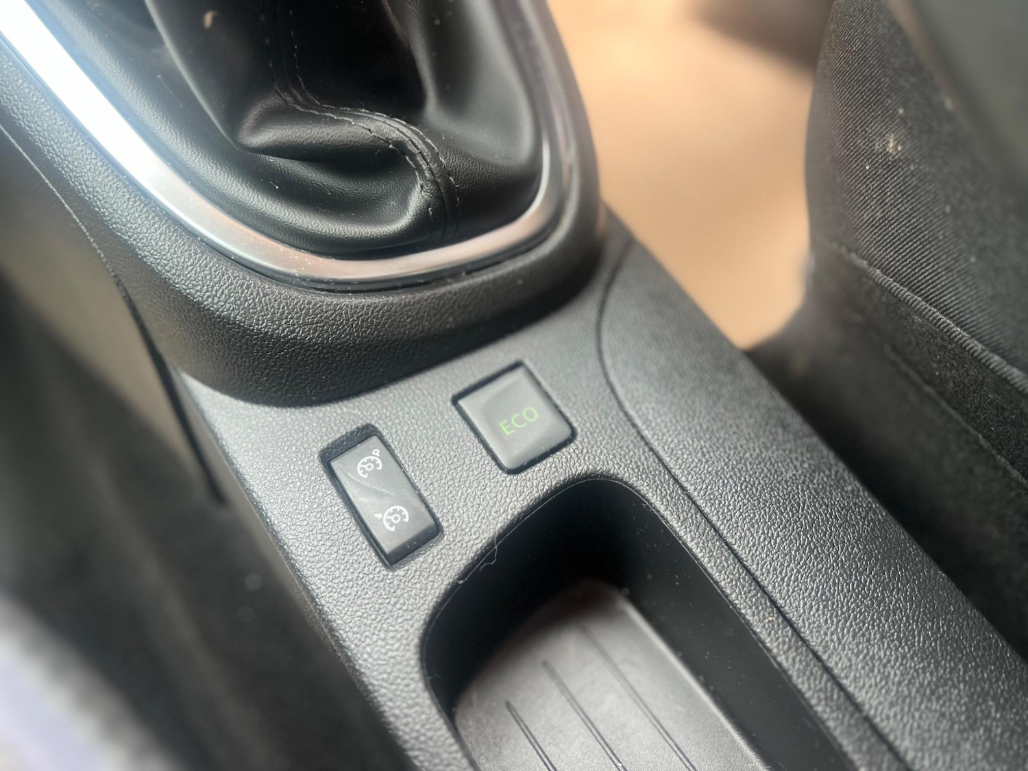 Used Renault Captur 2018 for sale - 76991328: Photo 33