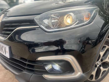 Used Renault Captur 2018 for sale - 76991328: Photo