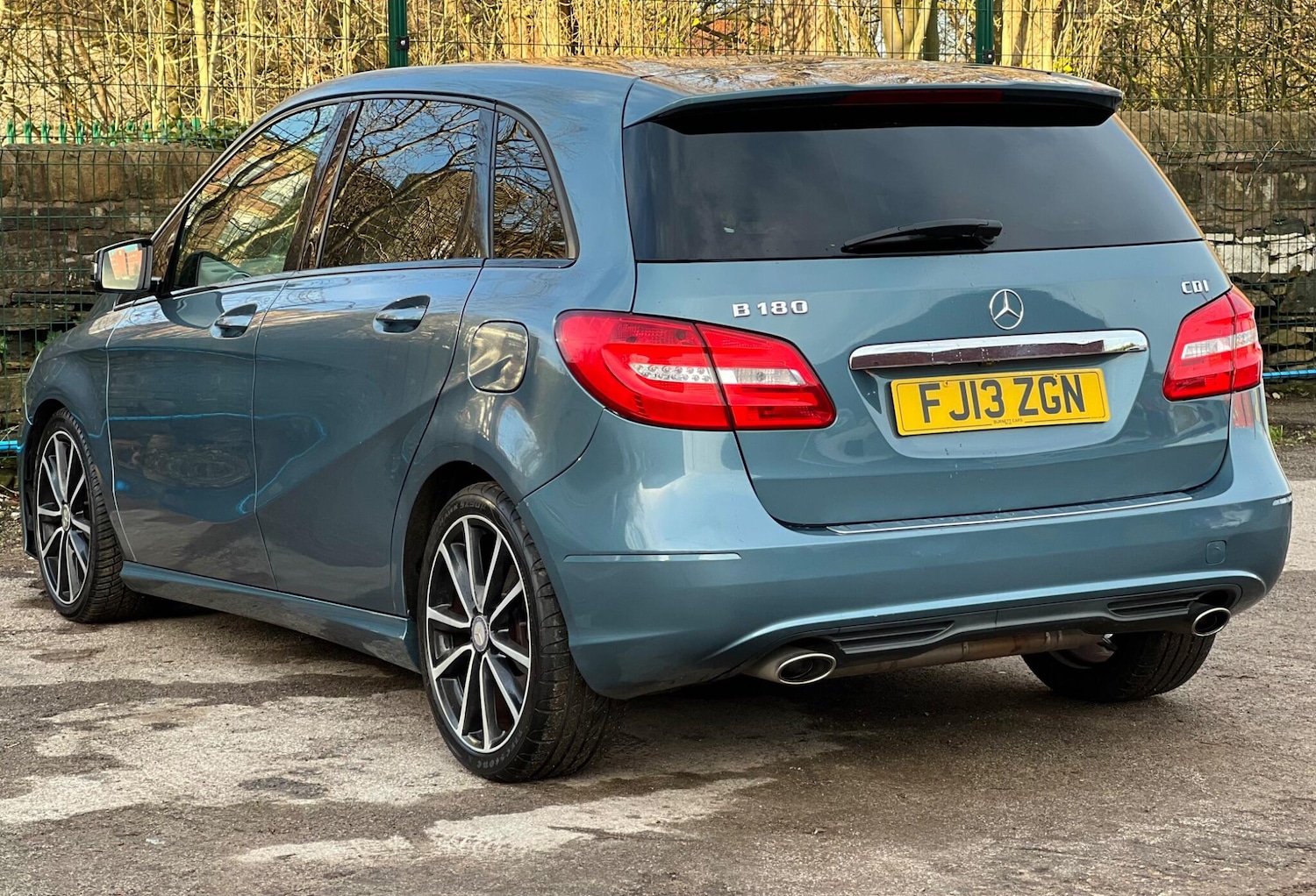 Used Mercedes-Benz B Class 2013 for sale - 77021351: Photo 3