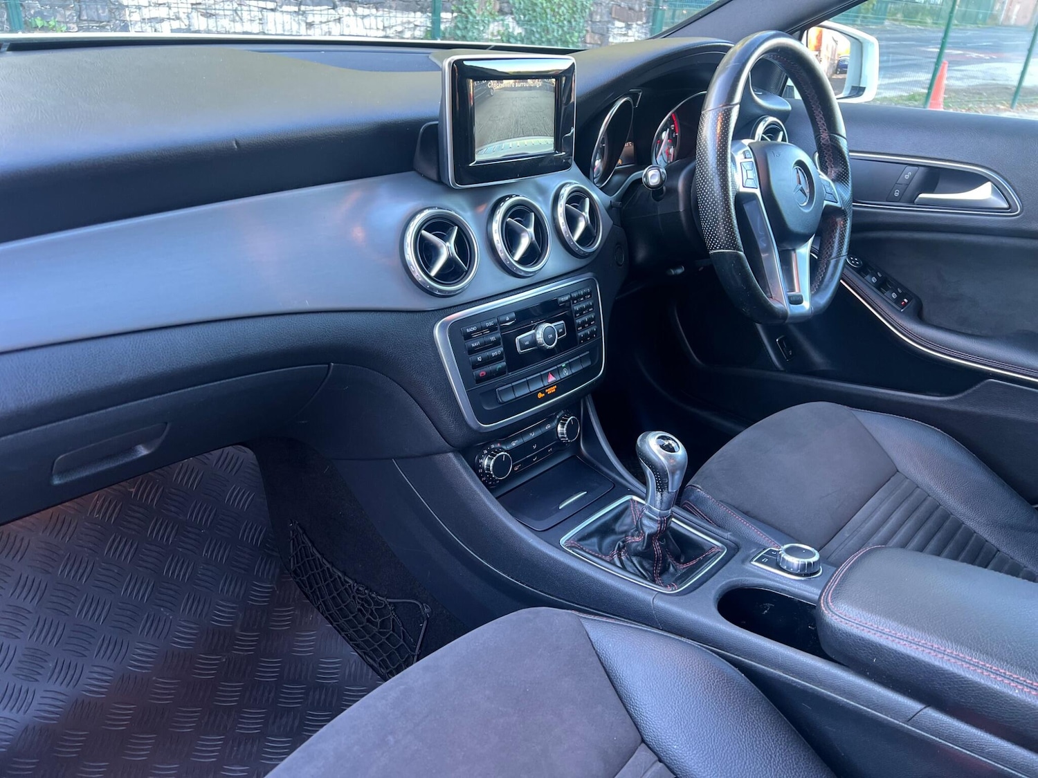 Used Mercedes-Benz GLA 2015 for sale - 76072628: Photo 21