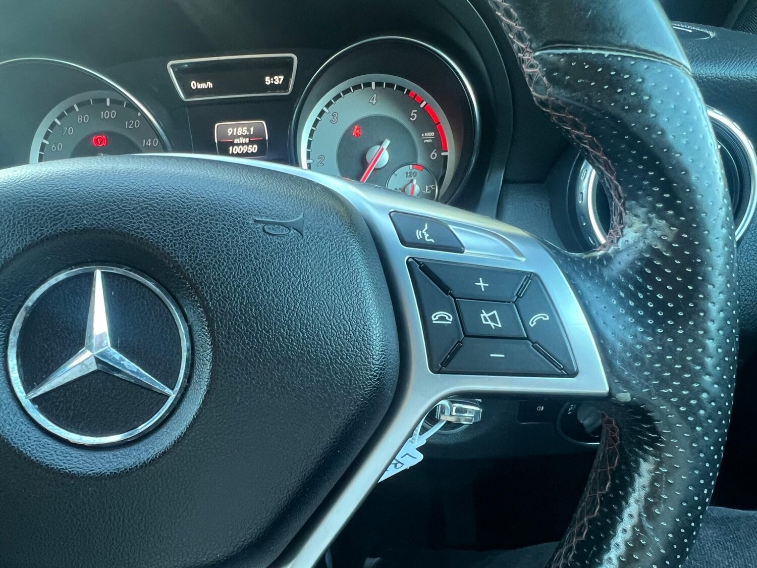 Used Mercedes-Benz GLA 2015 for sale - 76072628: Photo 40