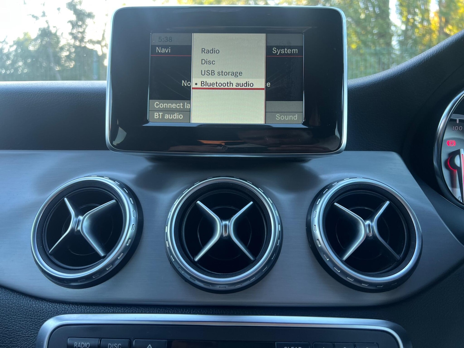Used Mercedes-Benz GLA 2015 for sale - 76072628: Photo 43