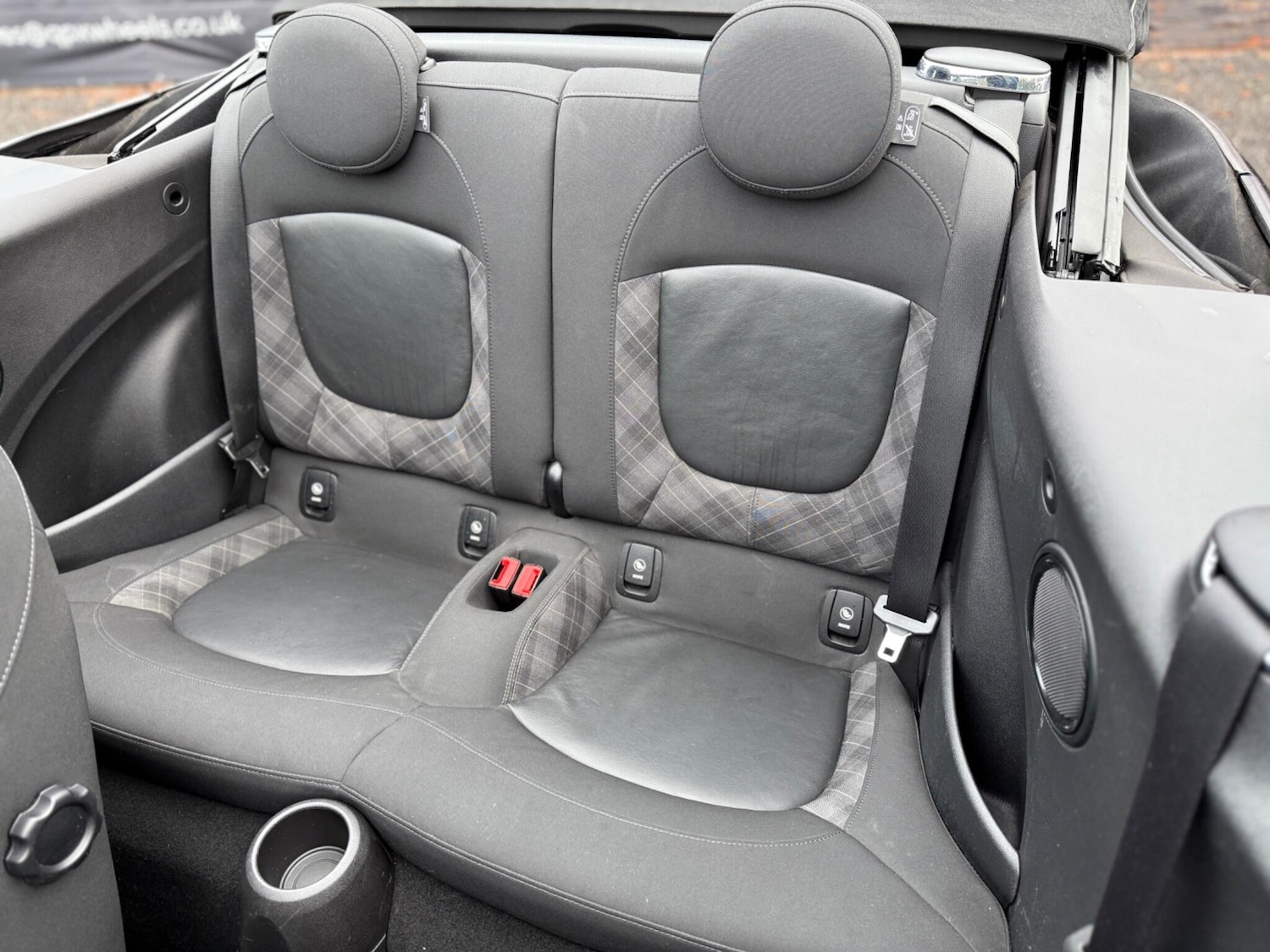 Used MINI Convertible 2017 for sale - 77387682: Photo 19