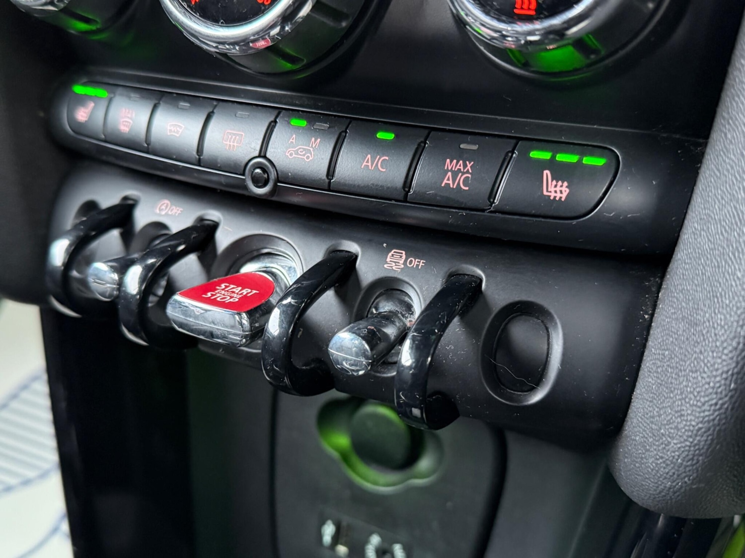 Used MINI Convertible 2017 for sale - 77387682: Photo 21