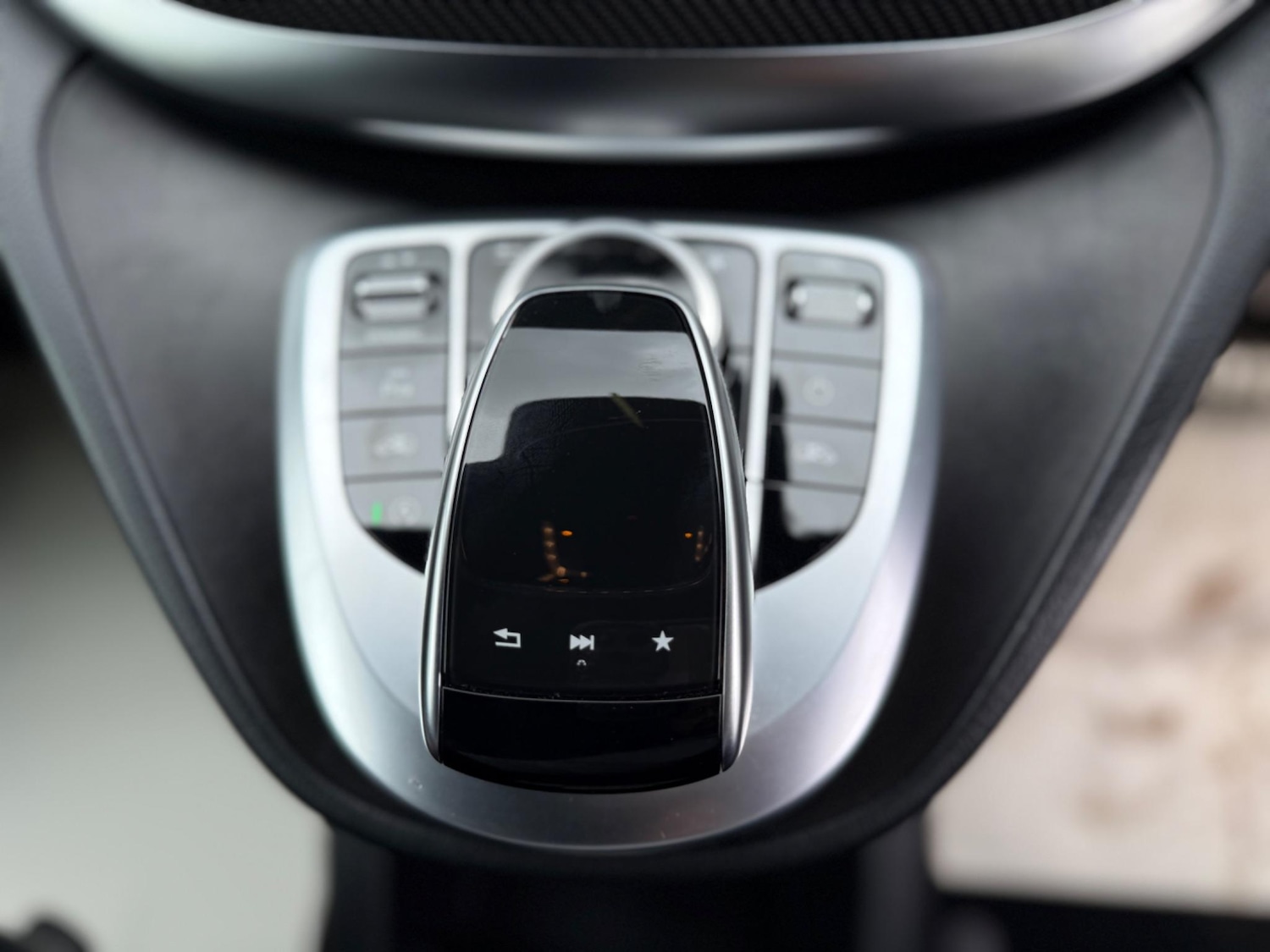 Used Mercedes-Benz V-Class for sale - 76987880: Photo 47