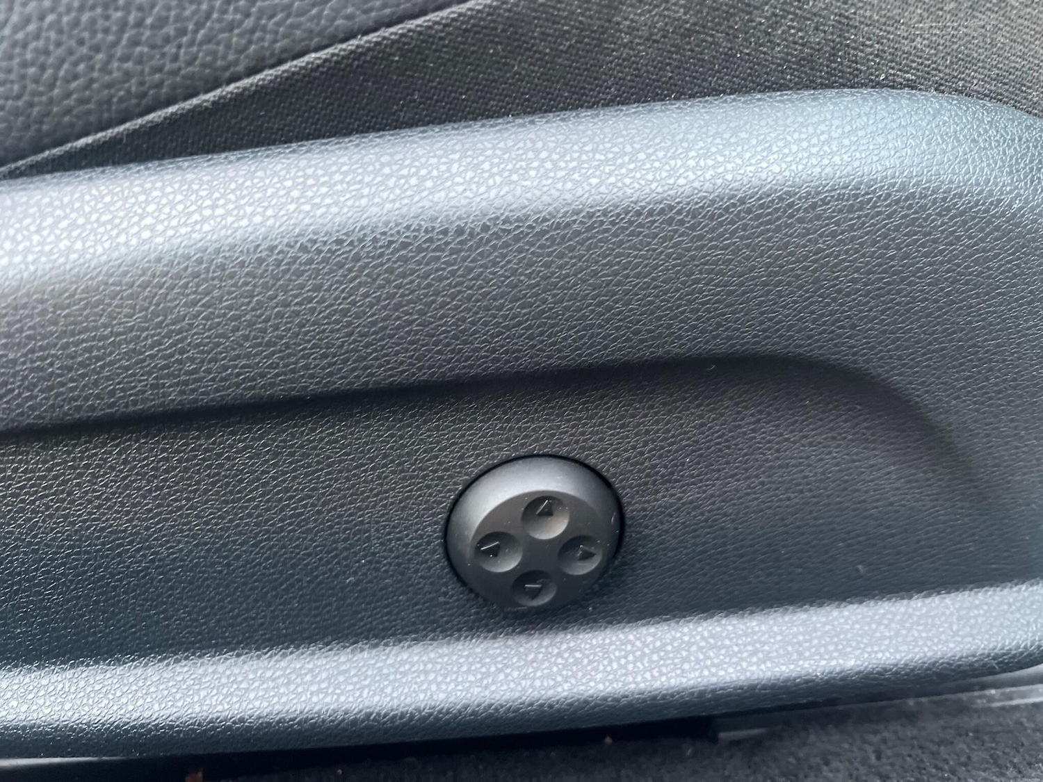 Used Mercedes-Benz E Class 2018 for sale - 77696317: Photo 19