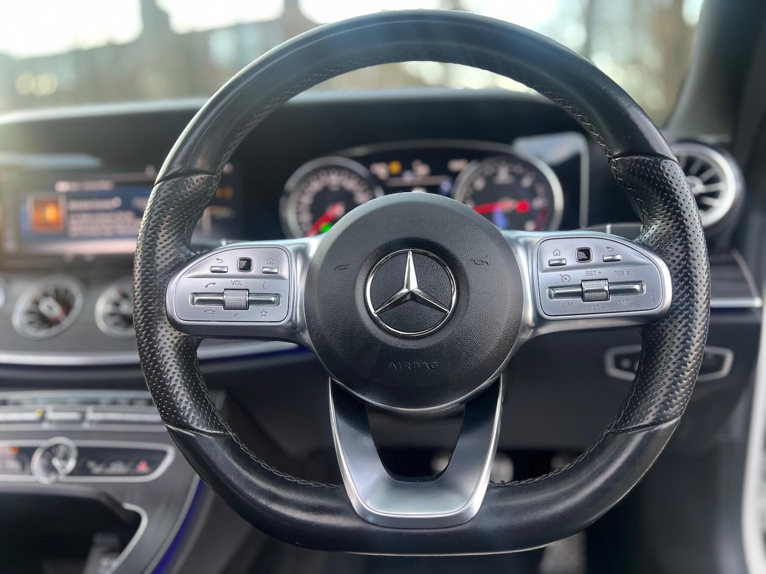 Used Mercedes-Benz E Class 2018 for sale - 77696317: Photo 45