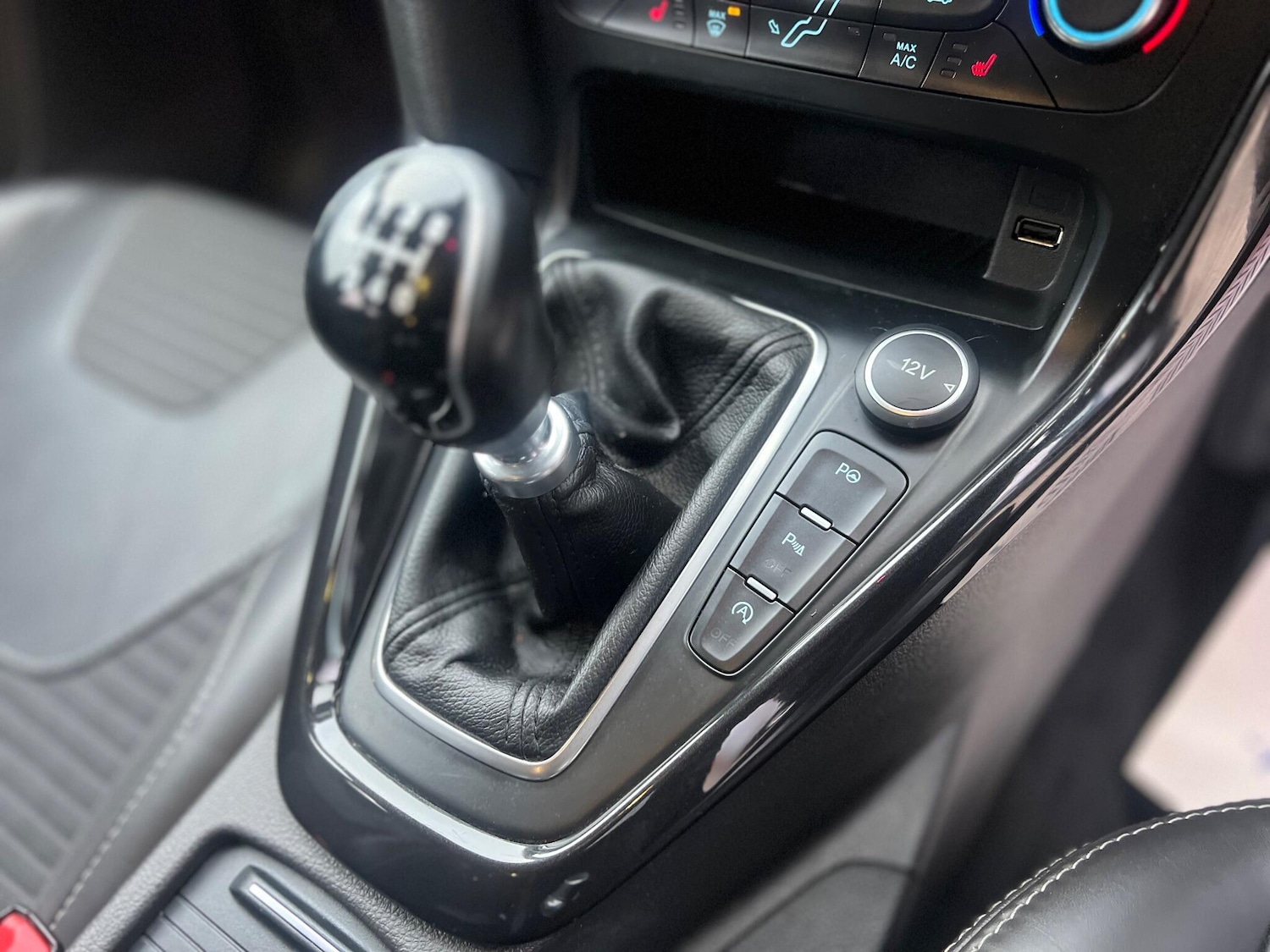 Used Ford Focus 2017 for sale - 76964604: Photo 12