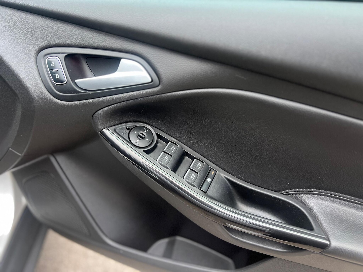 Used Ford Focus 2017 for sale - 76964604: Photo 21