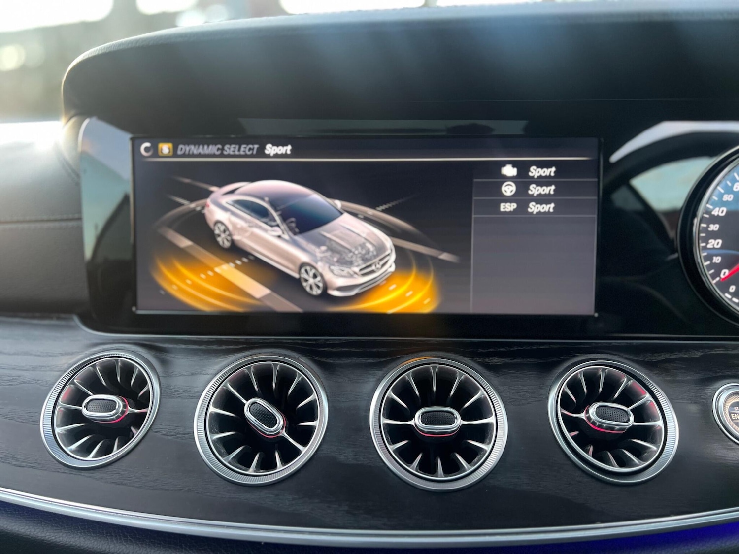 Used Mercedes-Benz E Class 2018 for sale - 76913865: Photo 30