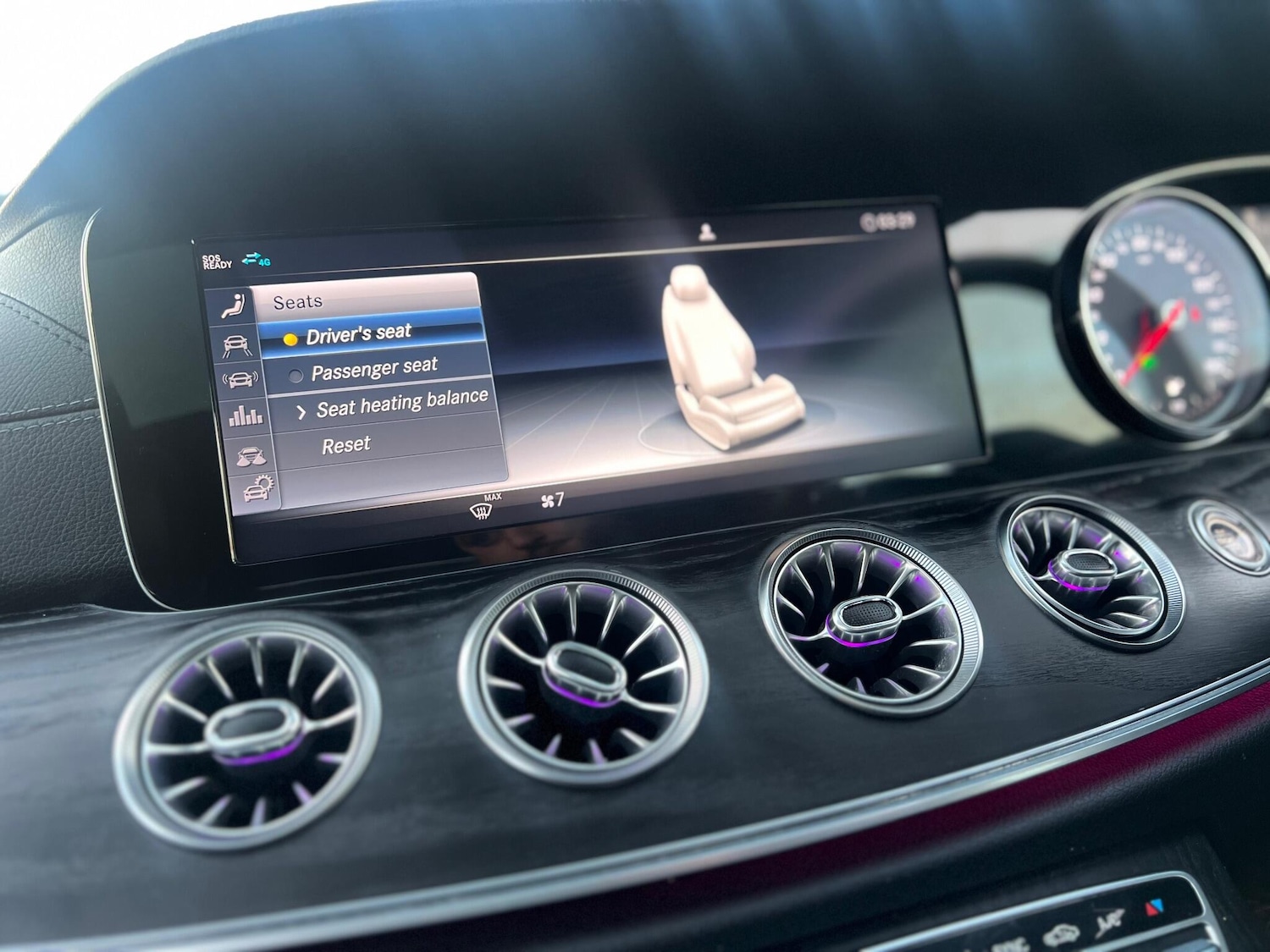 Used Mercedes-Benz E Class 2018 for sale - 76913865: Photo 38