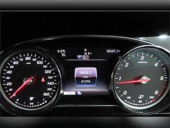 Used Mercedes-Benz E Class 2018 for sale - 76913865: Photo