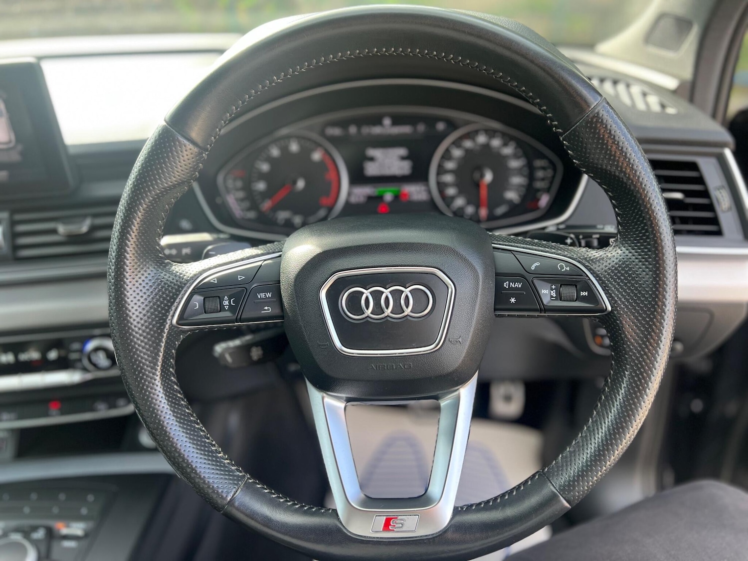 Used Audi Q5 2018 for sale - 75658165: Photo 23