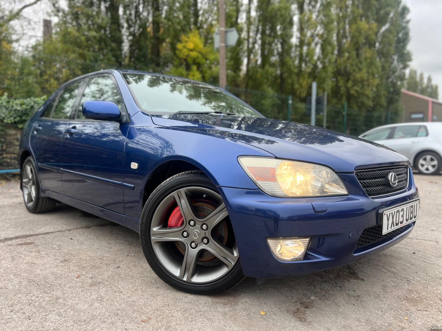 Used Lexus IS 2003 for sale - 76226419: Photo 2