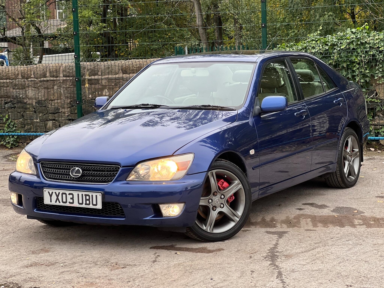 Used Lexus IS 2003 for sale - 76226419: Photo 3