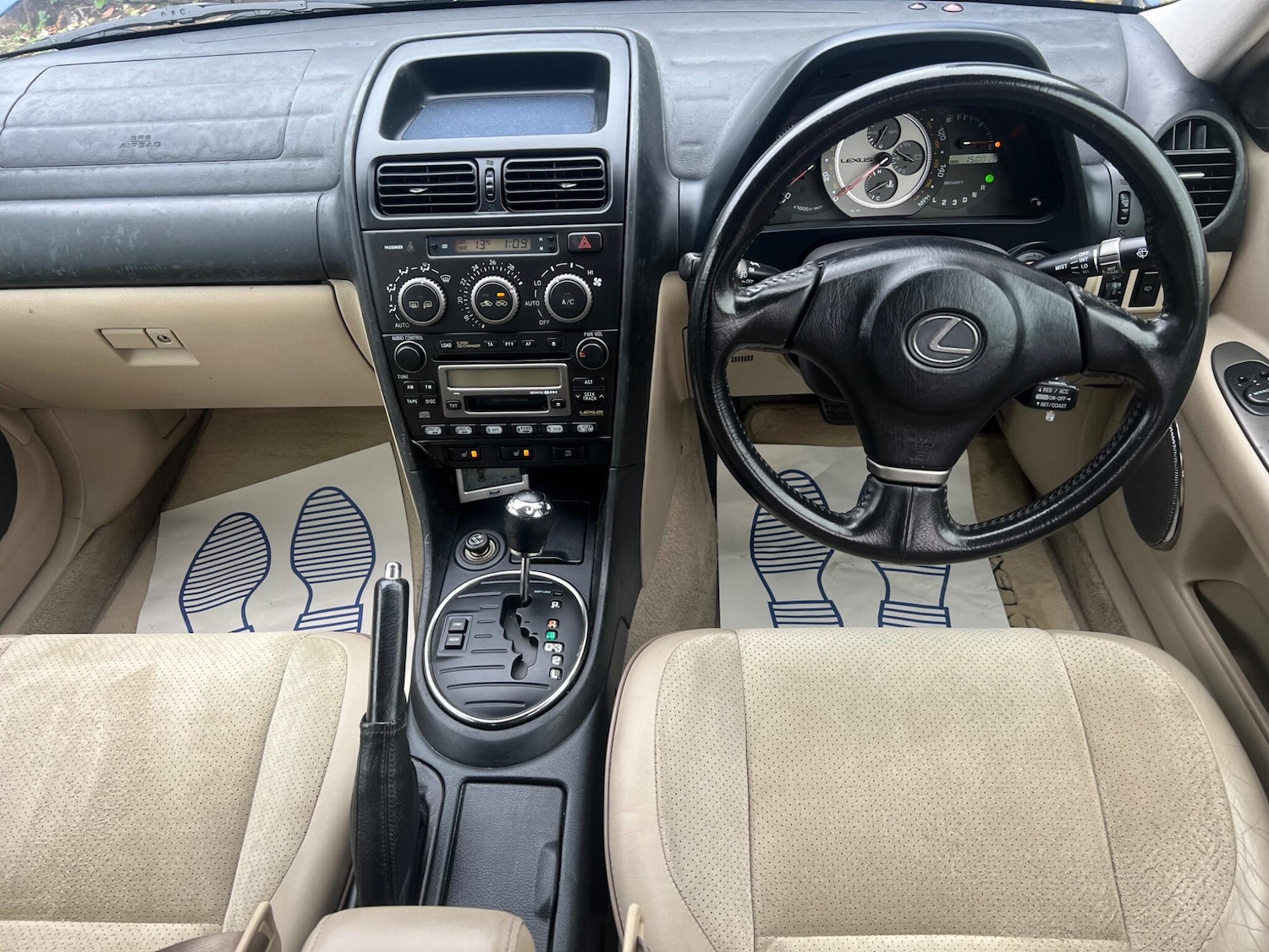 Used Lexus IS 2003 for sale - 76226419: Photo 32