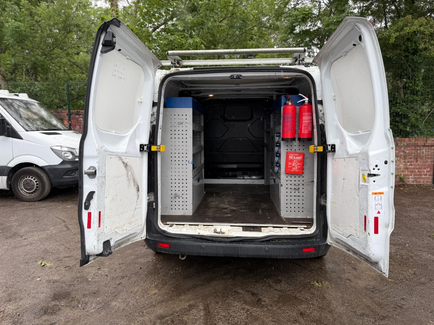 Used Ford Transit Custom 2017 for sale - 76122107: Photo 14