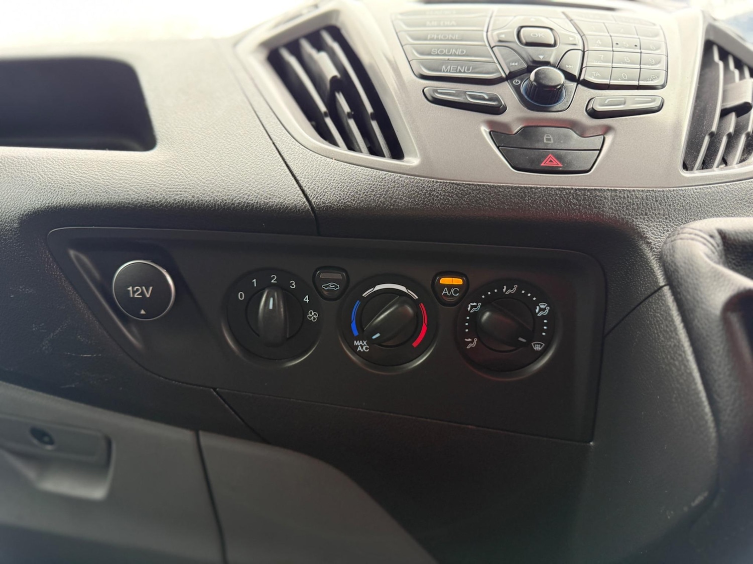Used Ford Transit Custom 2017 for sale - 76122107: Photo 41
