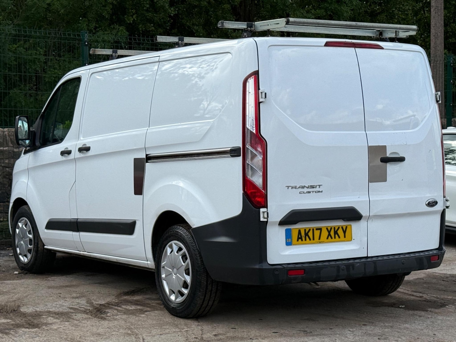 Used Ford Transit Custom 2017 for sale - 76122107: Photo 6