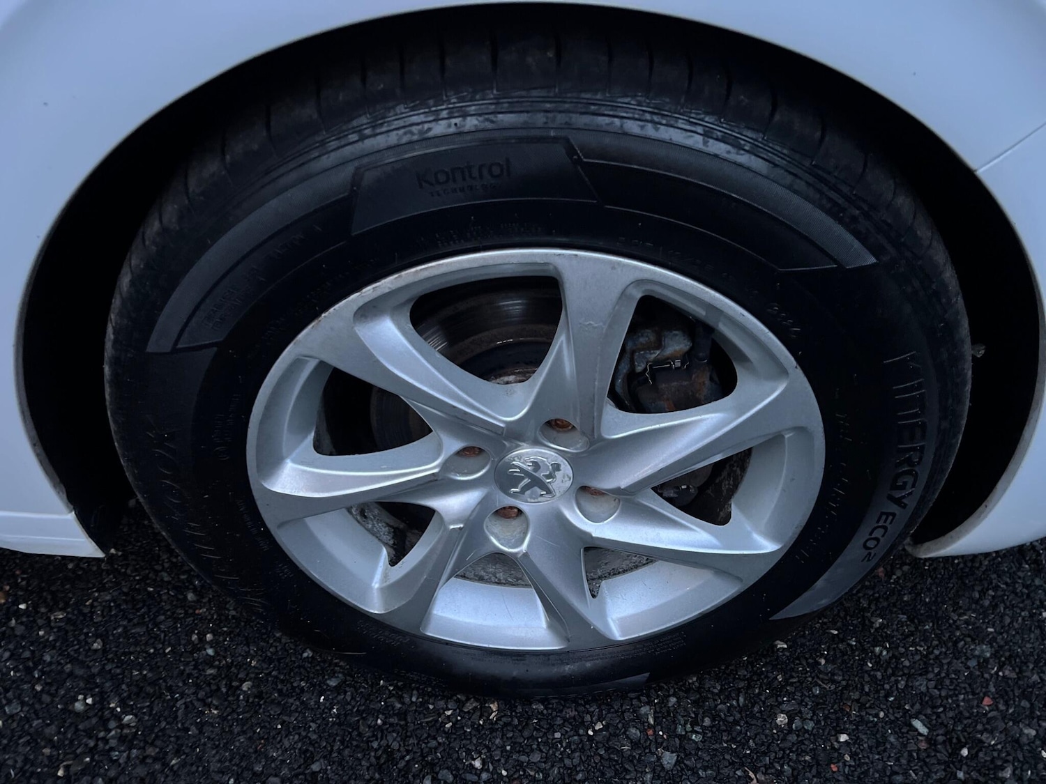 Used Peugeot 208 2014 for sale - 76714907: Photo 16